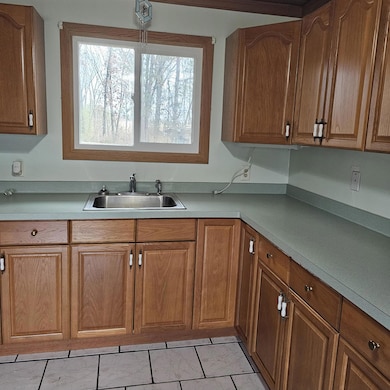 N4533 Oak Knoll Dr, Poynette, WI 53955 - photo 2