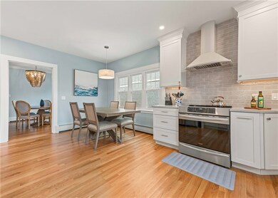 112 Esplanade, Middletown, RI 02842 - photo 5