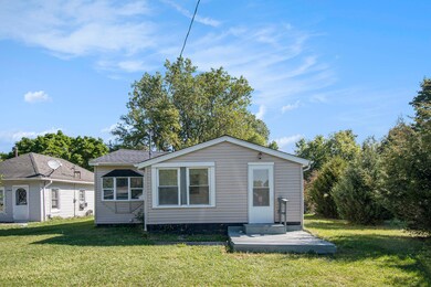 16967 Jones Lake Rd, Lansing, MI 48906 - photo 2