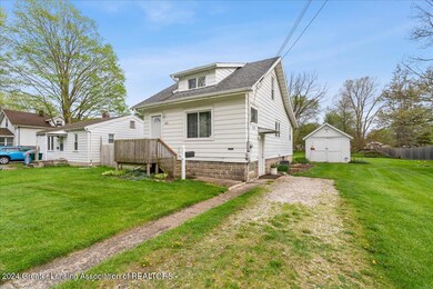 625 W Berry Ave, Lansing, MI 48910 - photo 2