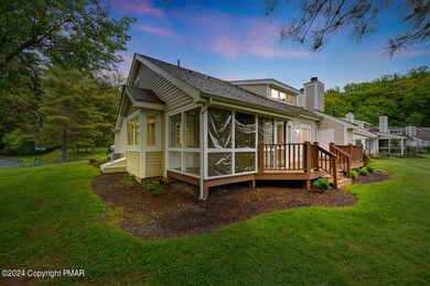 127 Duck Hollow Cir, Stroudsburg, PA 18360 - photo 3