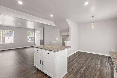 118 Manilla Cir unit 3, Hampton, VA 23669 - photo 6