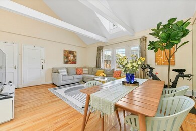 86 Boylston St unit 4, Chestnut Hill, MA 02467 - photo 3