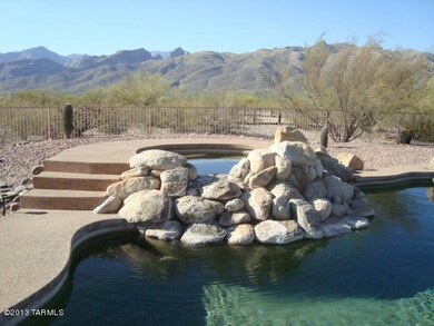 Pool with Spa and Waterfall