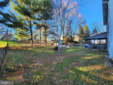 7040 Macbeth Way, Sykesville, MD 21784 - photo 4