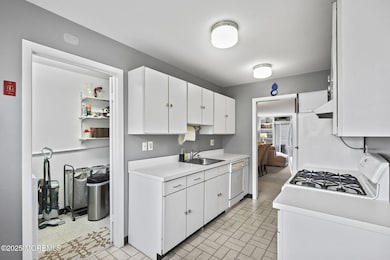 15 Fern Ct, Tinton Falls, NJ 07724 - photo 7