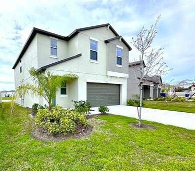 31313 Barrel Wave Way, Zephyrhills, FL 33545 - photo 2