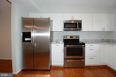 15323 Postillion Terrace, Woodbridge, VA 22191 - photo 4