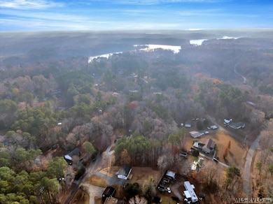 122 Bayberry Ct, Bracey, VA 23919 - photo 3