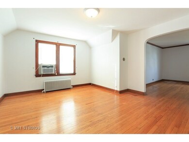 217 N Larch Ave unit B, Elmhurst, IL 60126 - photo 2