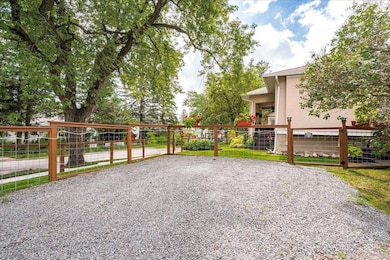 1417 E 10th St, Duluth, MN 55805 - photo 3