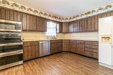 2037 Fernwood Rd, Poplar Bluff, MO 63901 - photo 4