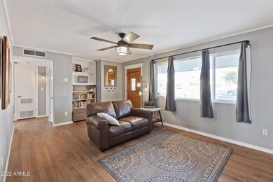 1146 S Deniza Rd-15