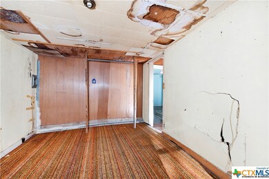 215 S Wilson St, San Marcos, TX 78666 - photo 6