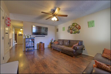 729 Desert Sage Dr, Horizon City, TX 79928 - photo 3