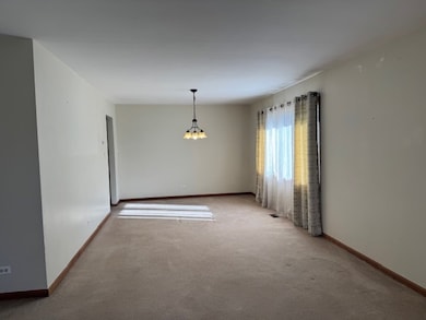 17027 Judy Ct, Oak Forest, IL 60452 - photo 6