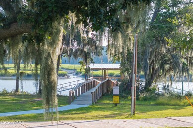 1129 Salty Hammock Ct, Beaufort, SC 29902 - photo 2