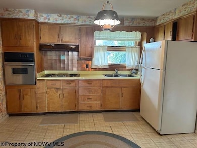 24 Crab Apple Ln, Valley Bend, WV 26293 - photo 7