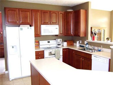 Kitchen. Cherry island kitchen.