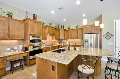 Gorgeous Gourmet Kitchen