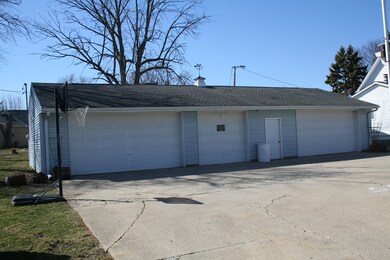 1108 S Jackson St, Frankfort, IN 46041 - photo 6