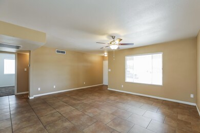 9608 N 43rd Dr, Glendale, AZ 85302 - photo 5
