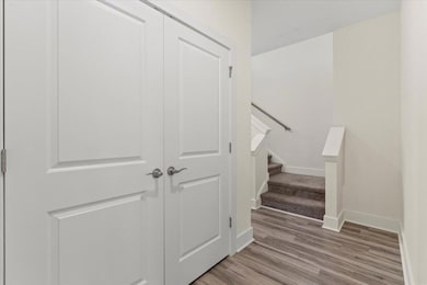 07-Kitchen to Foyer
