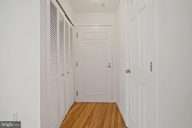 1827 Florida Ave NW unit 303, Washington, DC 20009 - photo 3