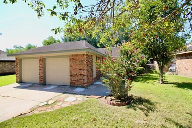 3416 Avenue R, Rosenberg, TX 77471 - photo 3