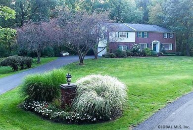 4 Lower Sage Hill Ln, Albany, NY 12204 - photo 3