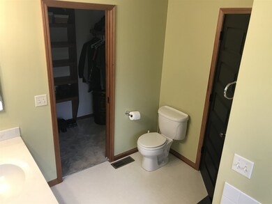 7899 W Nottingham Dr, Nappanee, IN 46550 - photo 6