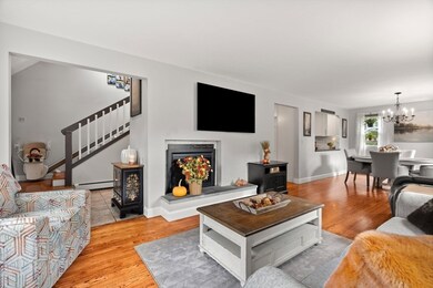 12 Dixfield Rd, Worcester, MA 01606 - photo 5