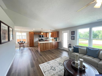 1240 SW Hop St, Albany, OR 97321 - photo 6