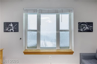 223 W Hunter Ridge Dr unit b303, Brian Head, UT 84719 - photo 6