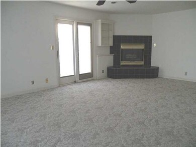 Master bedroom w/fireplace
