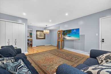 7218 W Wrightwood Ave unit 111, Elmwood Park, IL 60707 - photo 3