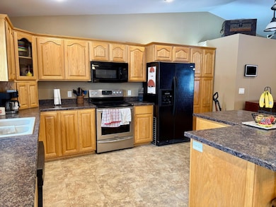 711 W 16th Ave, Mitchell, SD 57301 - photo 7