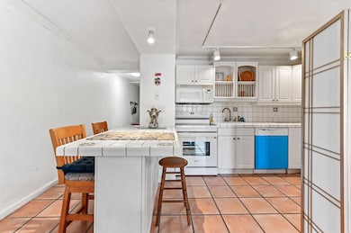 251 Galen Dr unit 309, Key Biscayne, FL 33149 - photo 4