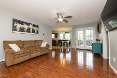 181 Berger Farm Dr, Mount Washington, KY 40047 - photo 7