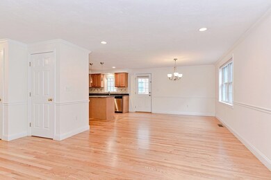 18 Blossom St, Waltham, MA 02451 - photo 5