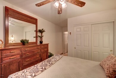 321 W. Dexter Way-19