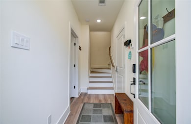 901 Lehman St unit A, Houston, TX 77018 - photo 4