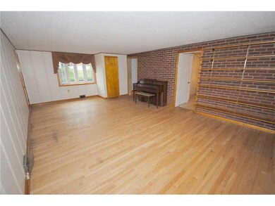Family Room.