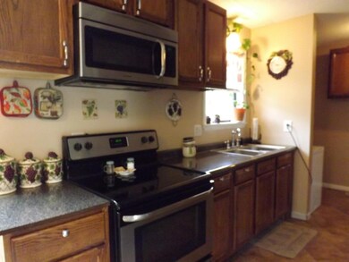 Kitchen (2)