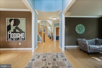 11406 Towering Oak Way, Reston, VA 20194 - photo 5