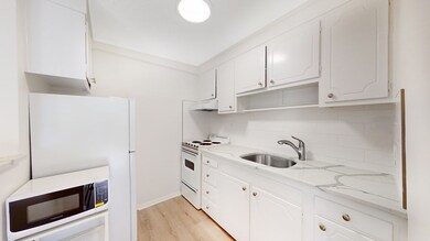 26 Waverly St unit 403, Brighton, MA 02135 - photo 7