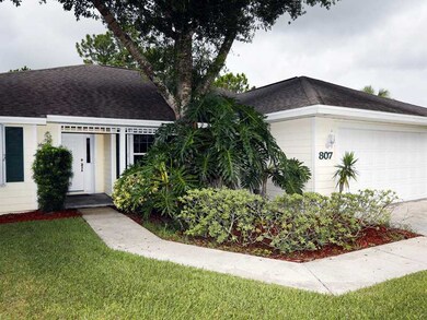 807 Gladiola Ave, Sebastian, FL 32958 - photo 2