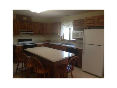 Center Island. open kitchen with large island