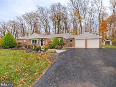 705 Potter Dr, Kennett Square, PA 19348 - photo 3