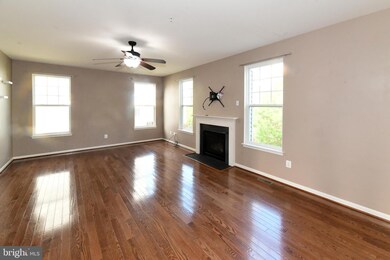 43980 Swift Fox Dr, California, MD 20619 - photo 2